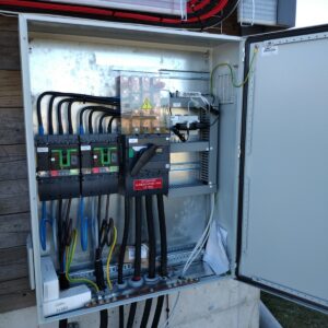 RCE Thérondels Aveyron Photovoltaique Onduleur